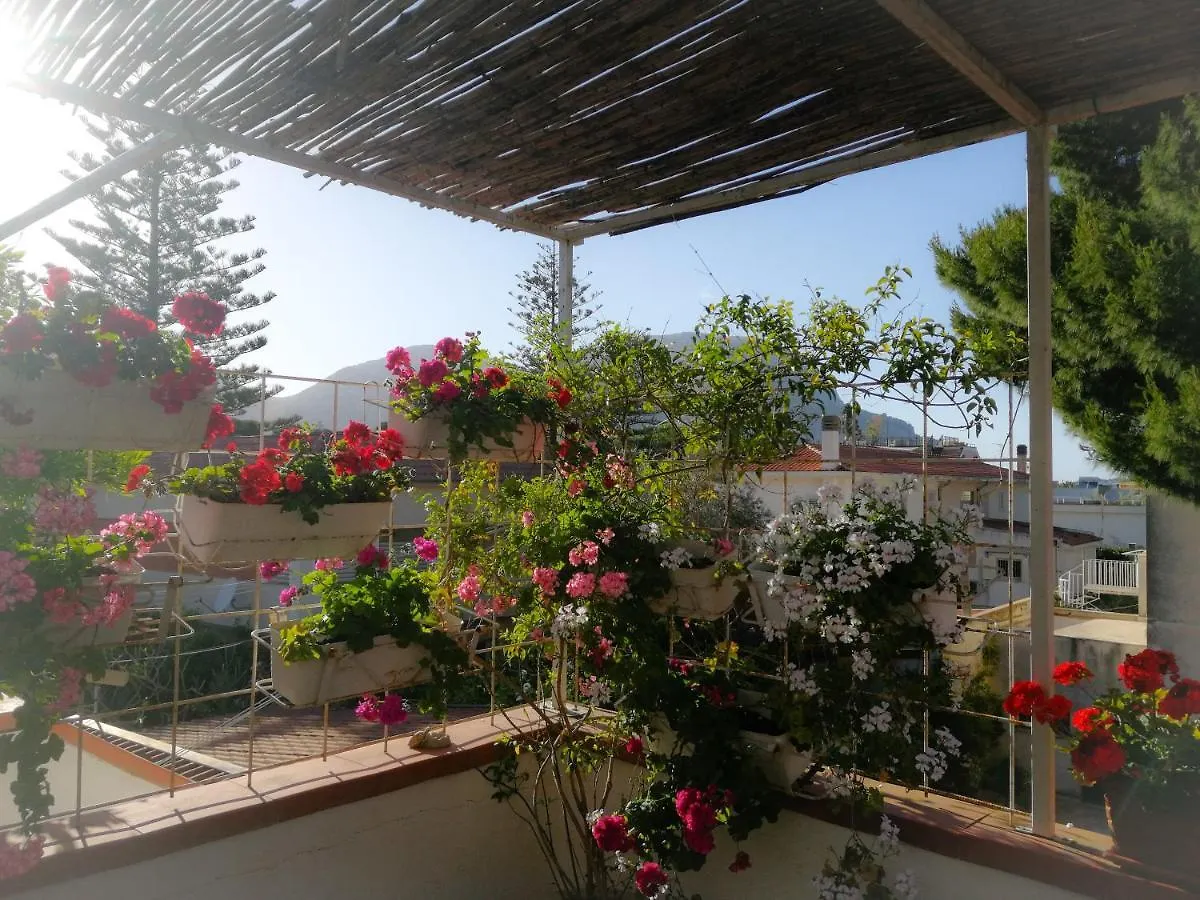 Hotel La Stanza Di Angi A Mondello Palermo Itálie